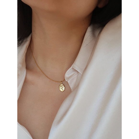 NEW 18K Gold Plated Rose Flower Pendant Necklace - Picture 14 of 16